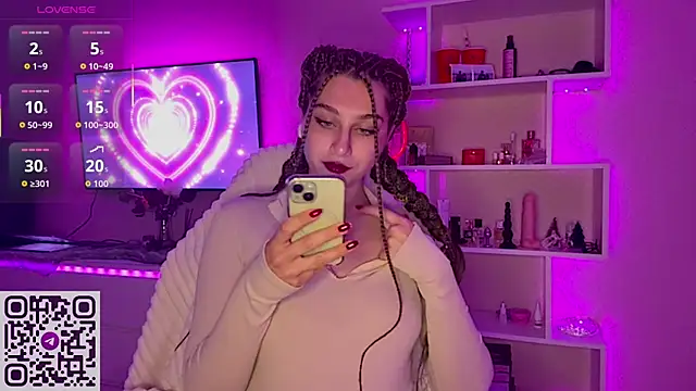 Olivia 132 online show from April 28, 4:22 pm