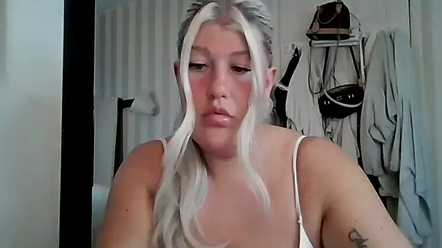 Lexi Laura online show from May 30, 8:16 pm