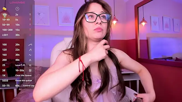 camille eyes online show from April 20, 1:14 pm