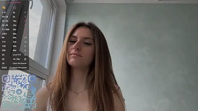 Moonstarisrares online show from April 4, 1:43 pm