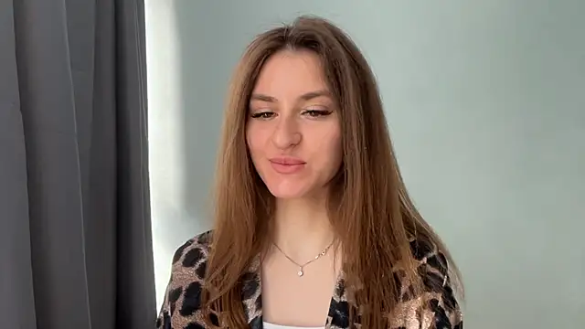 Moonstarisrares online show from April 8, 9:55 am