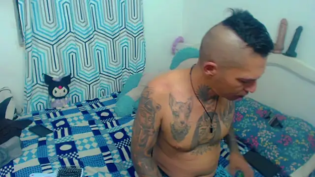 osirisandLilith online show from April 17, 5:53 am