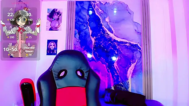 blonde queen- online show from April 18, 7:29 pm