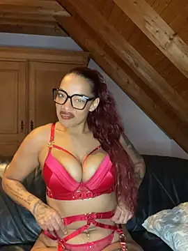 Kyra kush online show from March 20, 10:03 pm