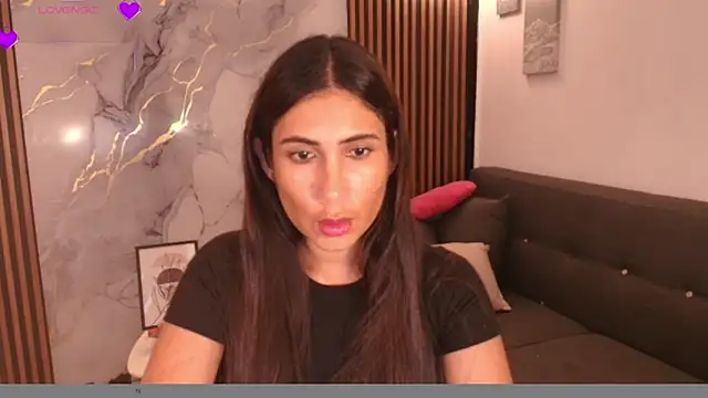 LucyBecker online show from April 14, 12:54 am