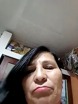 Ladygreeneyes online show from April 21, 2:15 am