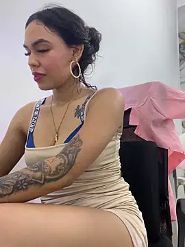 daniela-sexy online show from March 29, 8:30 pm