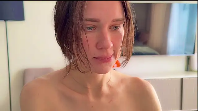 Nicolekira online show from April 7, 9:22 am