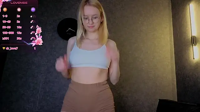 alicetakemypeace online show from April 17, 11:45 am