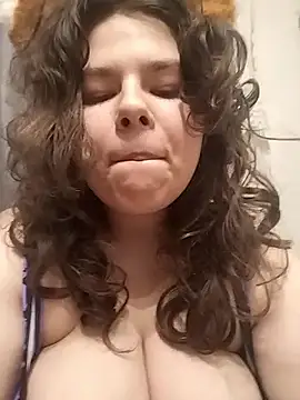 Oksa FoxFire online show from March 28, 4:28 pm