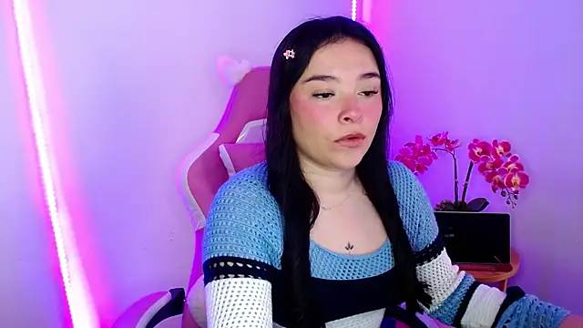 Nahia Brm online show from April 22, 1:52 pm