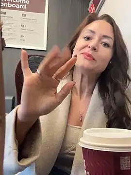 skarletthorne online show from April 14, 4:29 pm