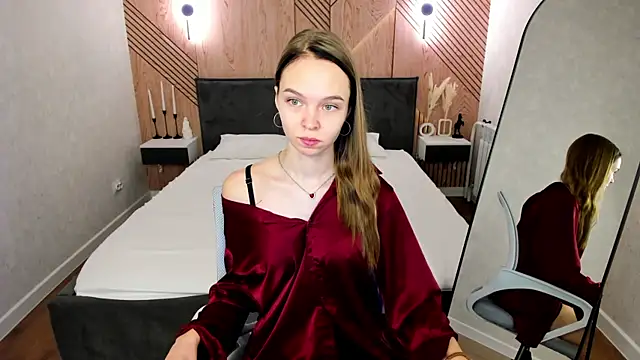 Sofa Vleifo online show from April 3, 1:14 am