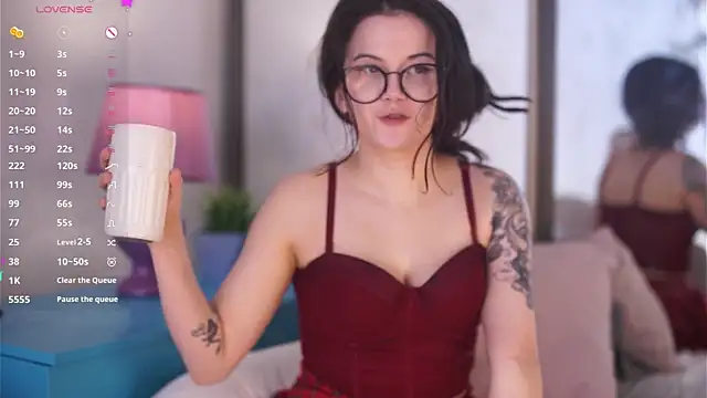 AldaDupriest online show from April 12, 8:06 am