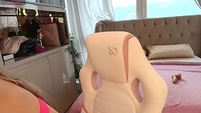 Florence Ford online show from April 19, 11:21 am