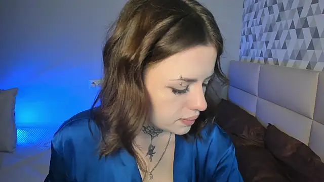 neat obsession online show from April 5, 8:02 am