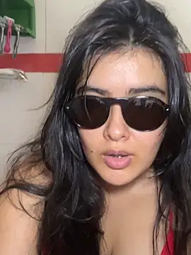 LinaEvansonn online show from March 30, 7:35 pm