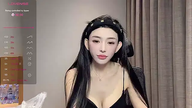 kiki-12 online show from April 15, 12:33 am