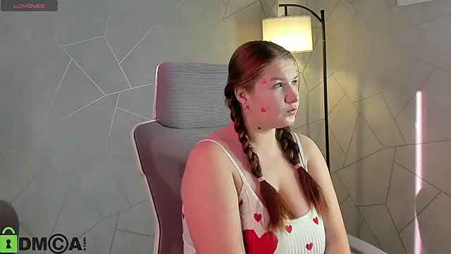 Virginia Robinson online show from March 25, 10:18 am