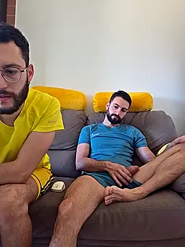 AmicisegretiITA online show from April 28, 6:28 am