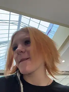 NinaParri online show from April 19, 3:50 am