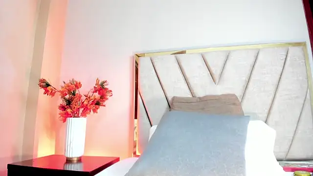 SamVegaa online show from April 9, 2:25 am