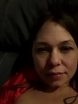 Couple qc online show from April 15, 1:50 am