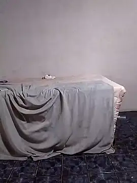 Mitchell2003 online show from April 28, 2:27 am