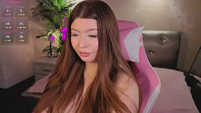 Sophia Everly online show from June 14, 10:04 am
