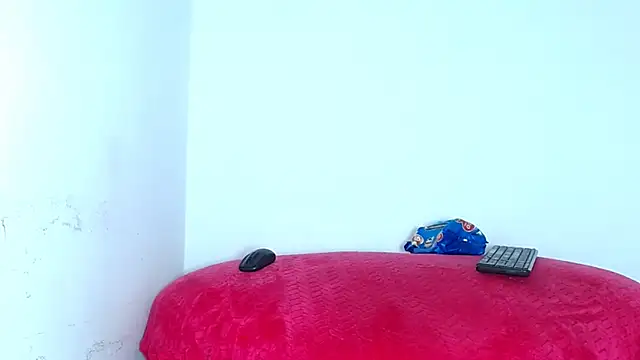 ambar69noir online show from April 15, 11:49 pm