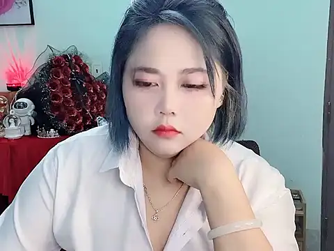 Nhanlu009 online show from May 1, 10:29 am
