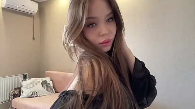 VictoryGlow online show from April 7, 10:39 am