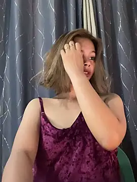 Urcutiepiebaby online show from April 4, 5:06 am