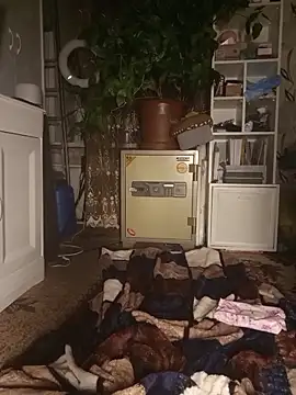 -MilfAnn- online show from March 22, 4:35 pm