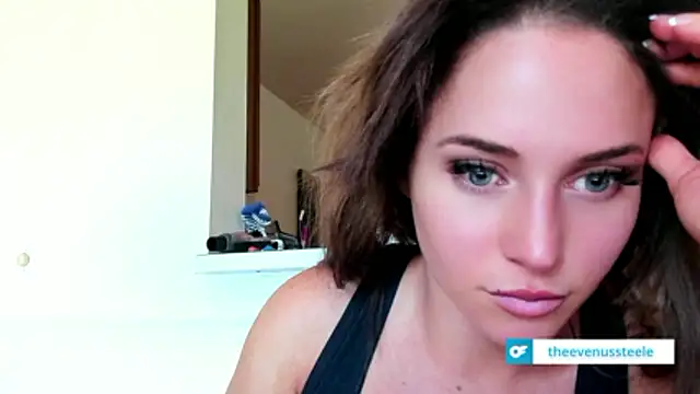 theevenussteele online show from June 6, 1:17 pm