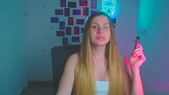 Kira raaaa online show from April 20, 11:24 am