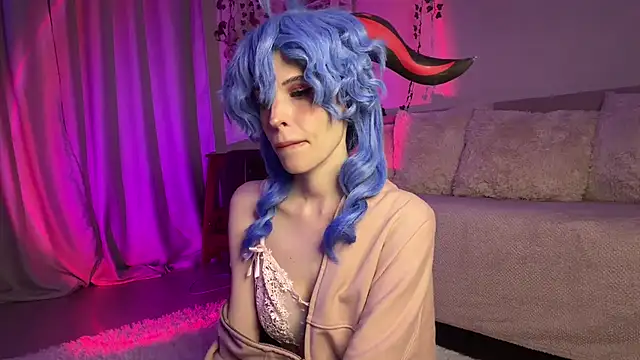 watchmeswitch online show from April 19, 6:10 pm