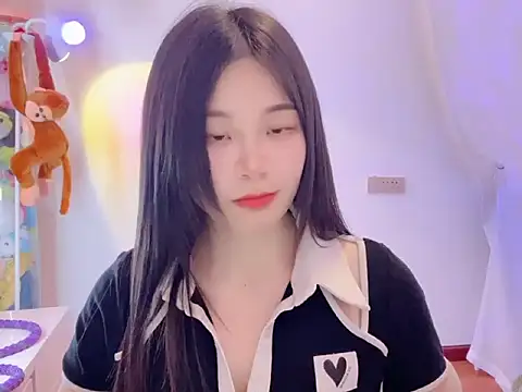 QQ-7890 online show from April 3, 2:15 pm