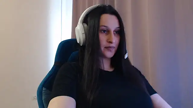 RiffedEye online show from April 14, 2:28 pm