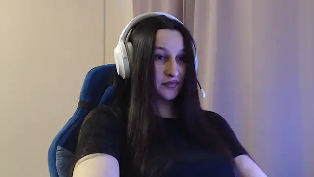 RiffedEye online show from April 7, 2:08 pm