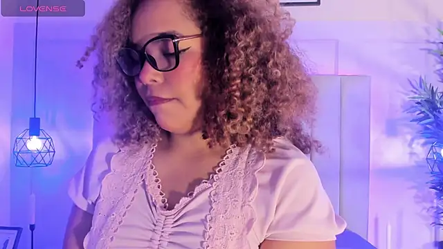 DakotaHarrison online show from April 18, 11:56 am