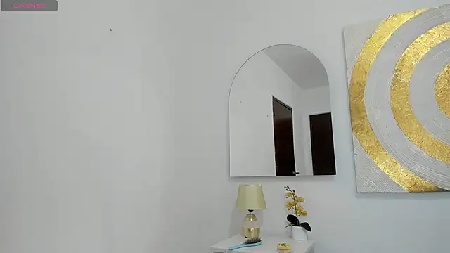 AilinRose online show from April 3, 2:31 am