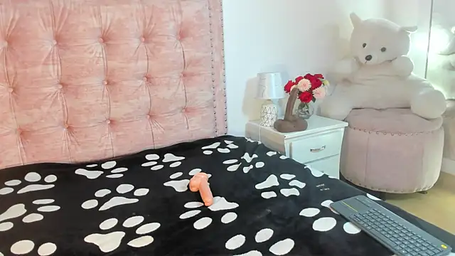 AilinRose online show from April 17, 12:29 pm