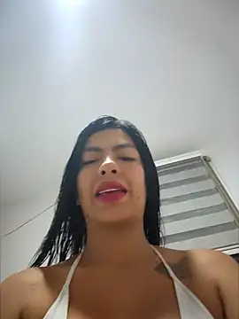 Noa rousse01 online show from April 12, 10:23 pm