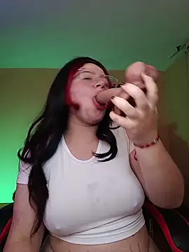 Gigi hart7 online show from April 17, 10:23 pm