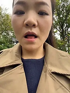 lucyxiaolulu online show from April 8, 2:14 am