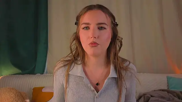 KarriDunman online show from April 17, 11:56 am