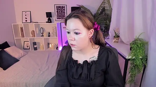 Vanessa ama online show from April 11, 8:07 am