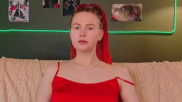 Lover Daisy  online show from June 14, 6:14 am
