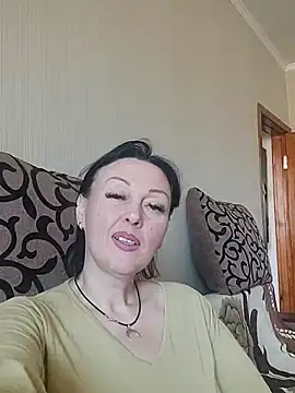 HelgaDennis online show from March 27, 8:26 am